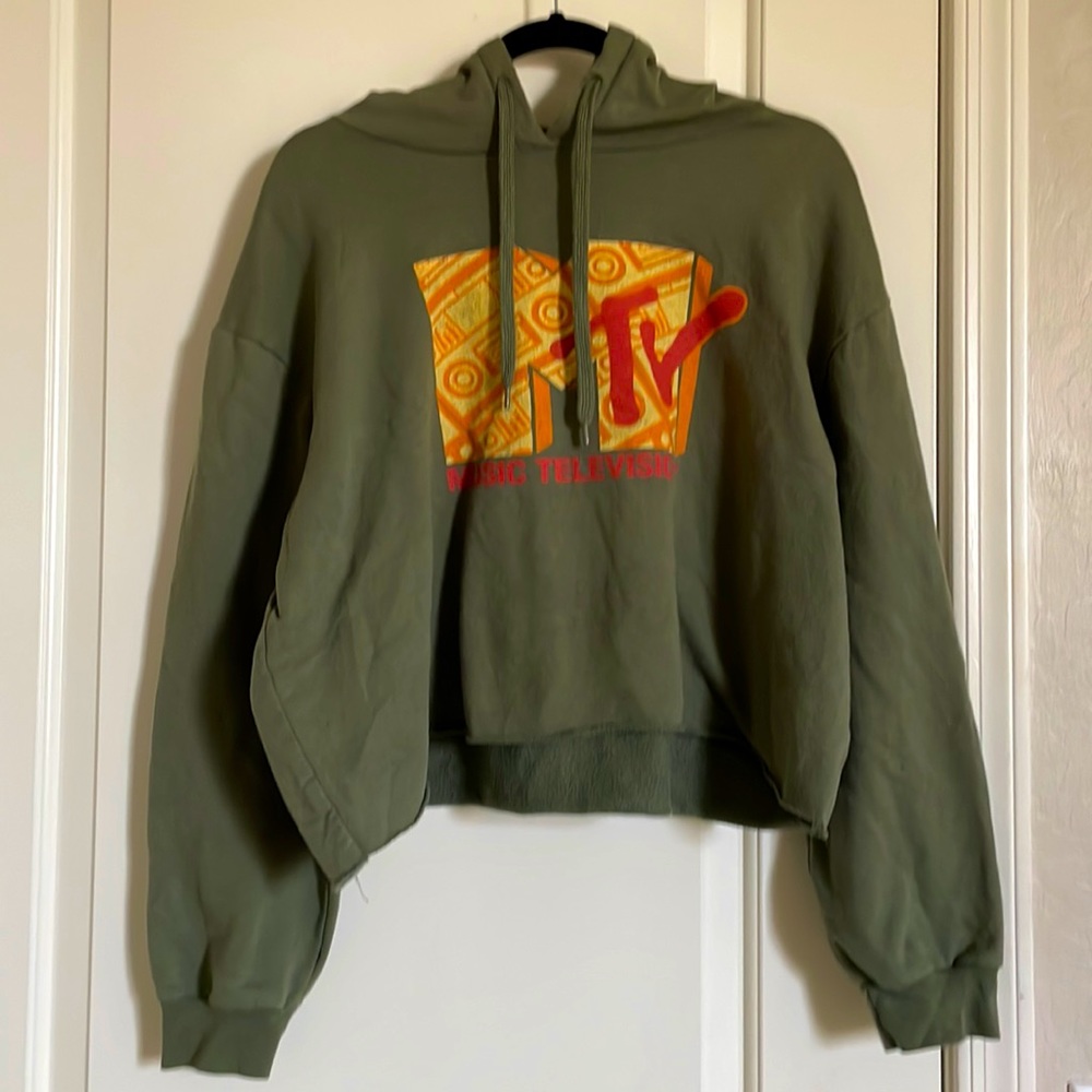 GREEN MTV CROPPED HOODIE by MTV. Size XXL